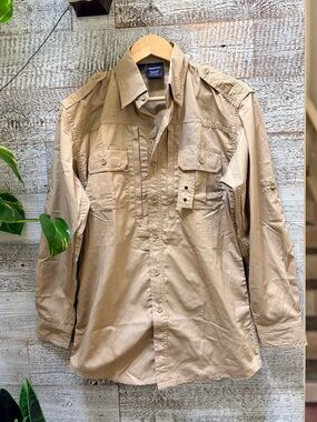 Propper | NWOT Lightweight Long-Sleeve Tactical Shirt - Men's XS/R, Sand